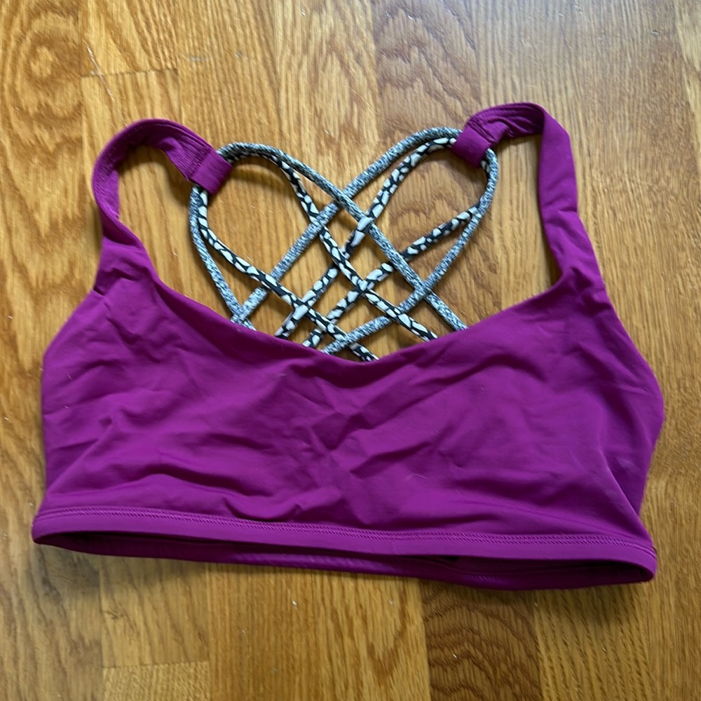 Lululemon Free to Be Wild sports bra